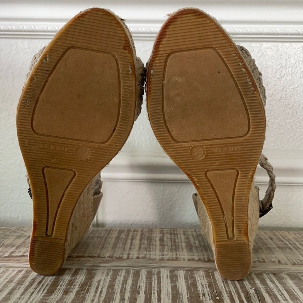 Escales Paris Numbered Sandal Collection - Picture 4 of 11
